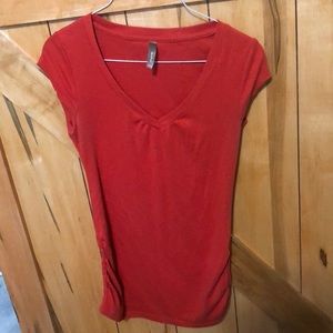 3/$15 Thyme maternity shirt XS